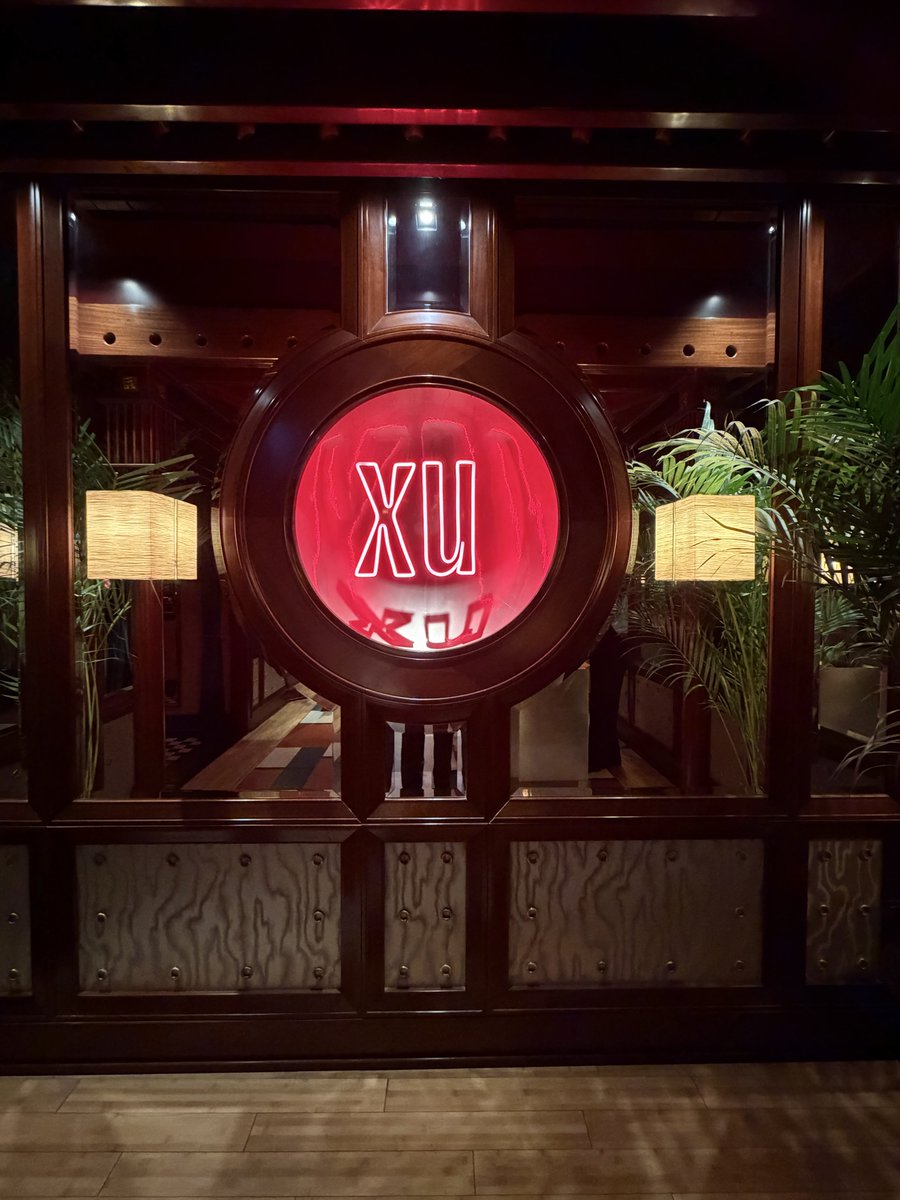truc_ak_'s tweet photo. Enjoying Cantonese cuisine at XU Dubai, located in Kempinski Hotel Mall of the Emirates. 

北京ダックうまし

#XU 
#Kempinskihotel
#CantoneseCuisine
#MICHELIN 
#広東料理 
#中華 https://t.co/vBLKC2WPww
