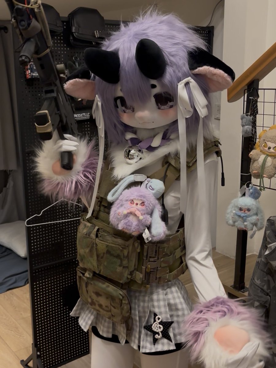 LLYsamaBk's tweet photo. 扫福瑞控一枪打四！ #furry #福瑞 #兽装 #kigurumi https://t.co/Gex8Qs8dGe