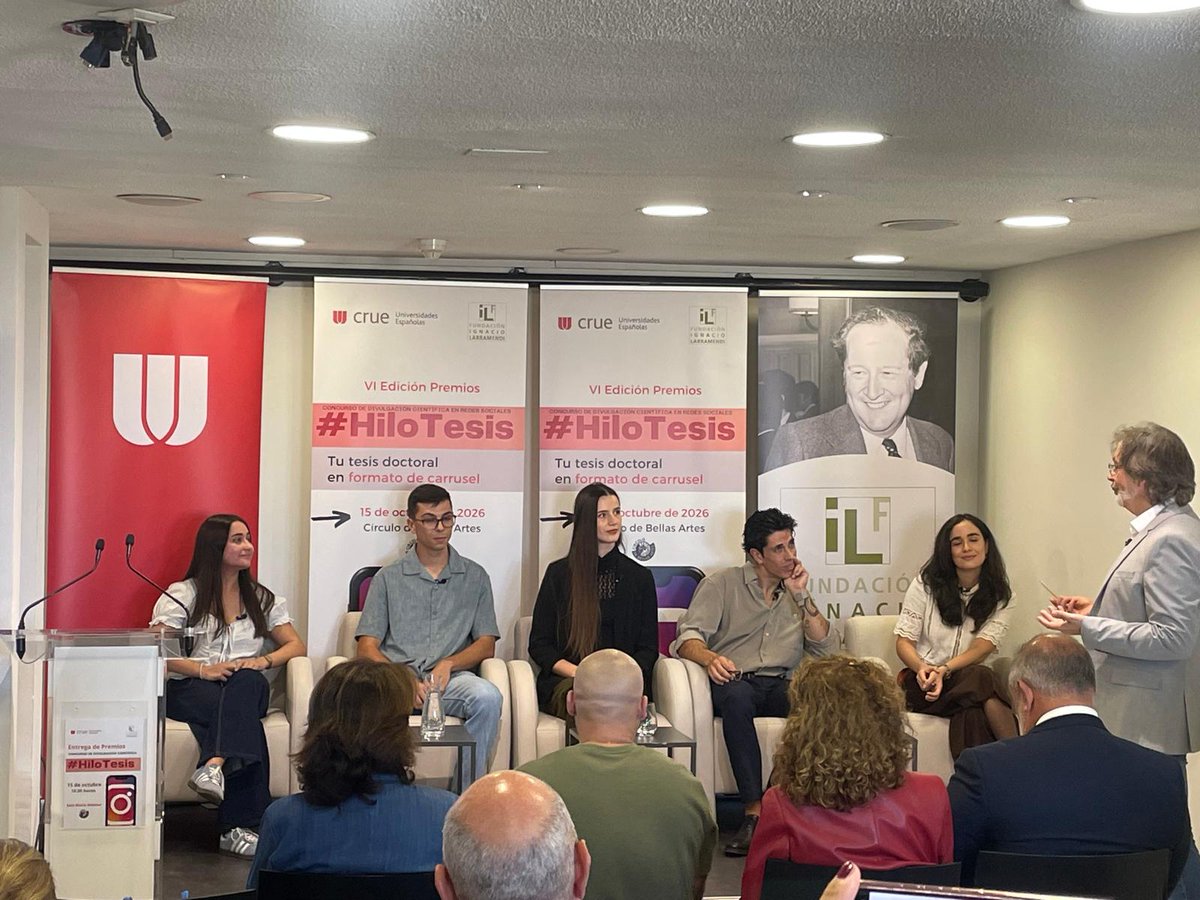Conversation_E's tweet photo. Hoy estamos en el @cbamadrid, celebrando la entrega de los Premios #HiloTesis de @filarramendi y @CrueUniversidad!

¡Enhorabuena a los/las ganadores/as de la IV edición! 👏 https://t.co/VkBjOFfGo0
