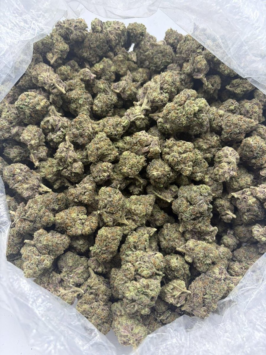 Swismoke420's tweet photo. Bubblegum Runtz https://t.co/lI4GqvT1d5