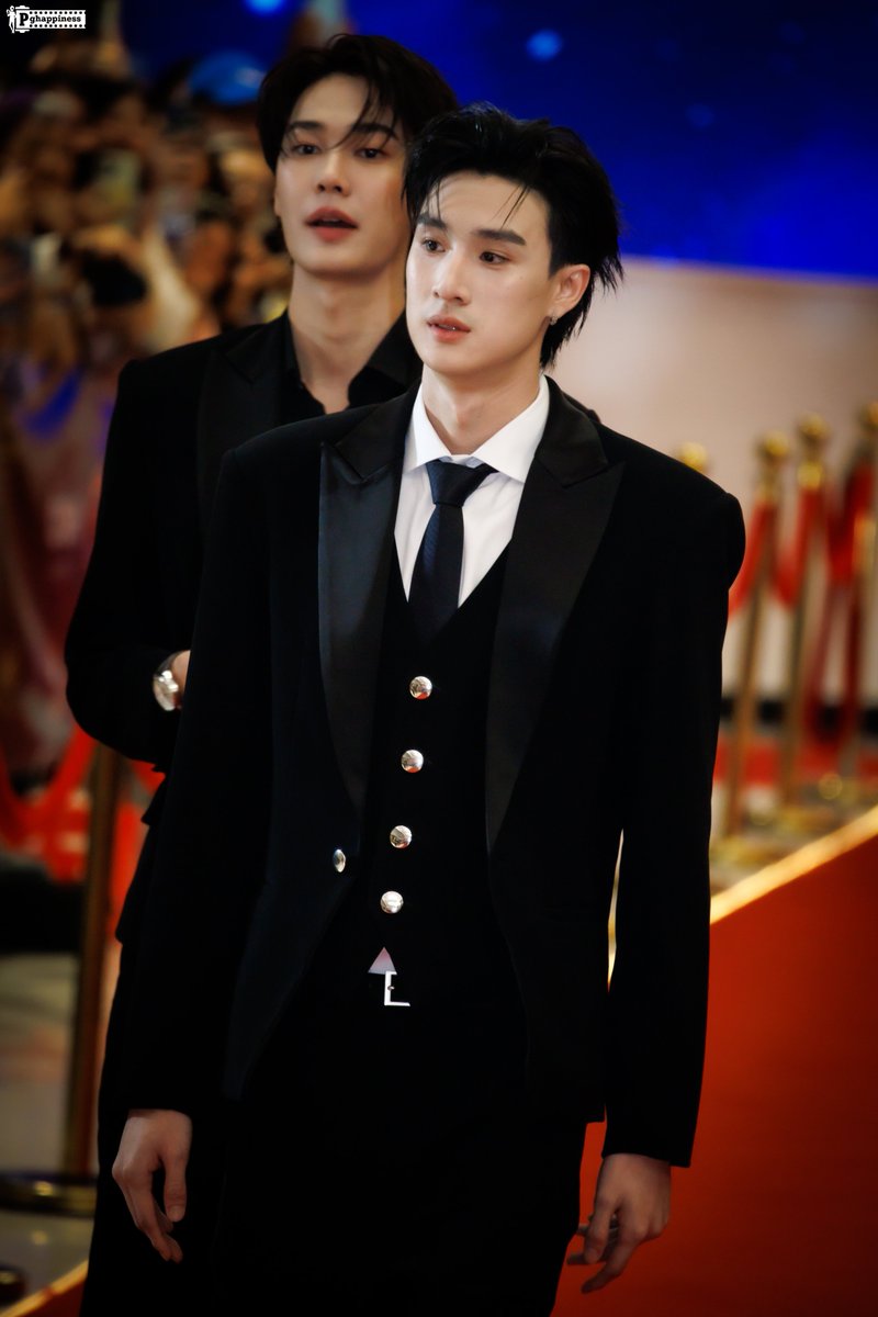 pongboytwo's tweet photo. เกินต้านทาน...series เรื่องถัดไป bodyguard อารักษ์ขาองค์ชาย ได้เลย 

DEWTEE AT MAYA 2026

#MAYATVAWARDS2026
#มายามหาชน2026 
#tee_vtp 
#ธีรเดช
#dew_jsu
#nupongphoto https://t.co/JAKuAZootF