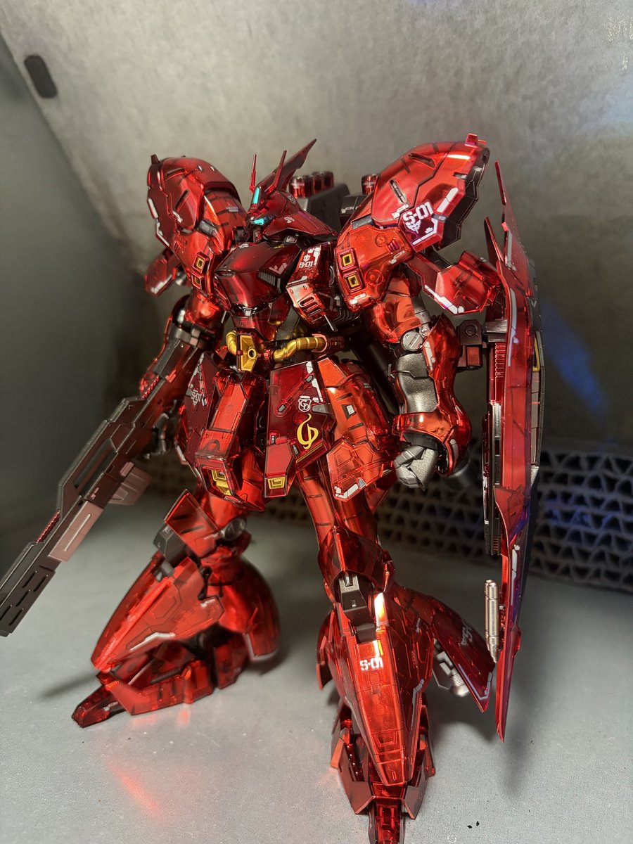 guitar_copy_fun's tweet photo. RGサザビー
メカニカルコアメッキ

本家本元！！
最後の一枚はMG。

ほんとRGってよく出来ていますね！

#ガンプラ
#ガンプラ好きと繋がりたい
#RG
#サザビー
#メカニカルコアメッキ https://t.co/rqGAjh1mJZ