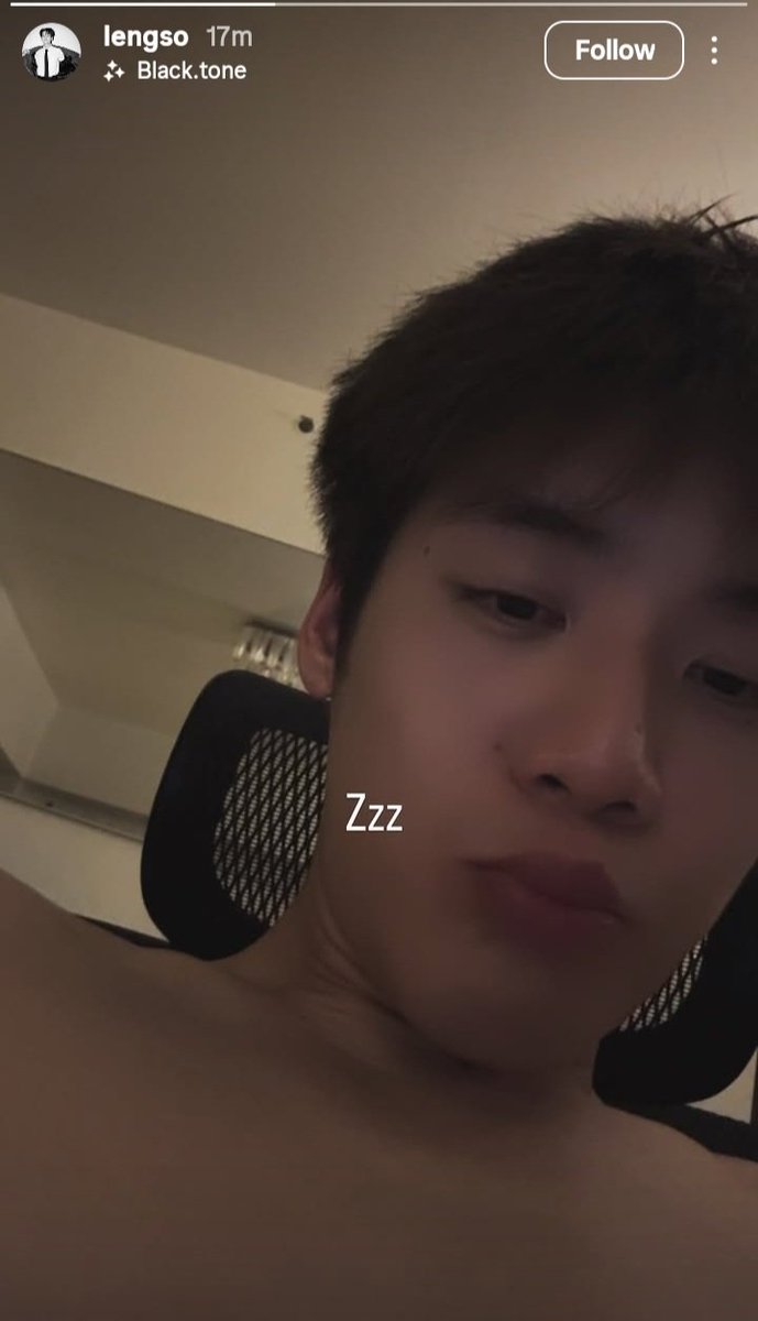nayyathanaphon's tweet photo. p, maksudnya apa leng? lgi godain aku yaa? ><

#LengThanaphon https://t.co/DyoXUzlaby