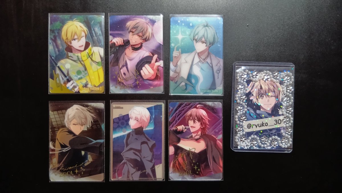 ryuko_30's tweet photo. RP不要【 交換】
アイドリッシュセブン アイナナ
メタルカード メタカ 27

譲】
画像のもの

求】各一
ビヨピリ:陸、楽、天、龍之介
ラビミニ:陸、天

2点〜の郵送交換のみ。
ビヨピリ⇆ラビミニ不可。今弾は同種同士。
TRIGGERはコンプ目的。 https://t.co/Y0t9G5Bfkd