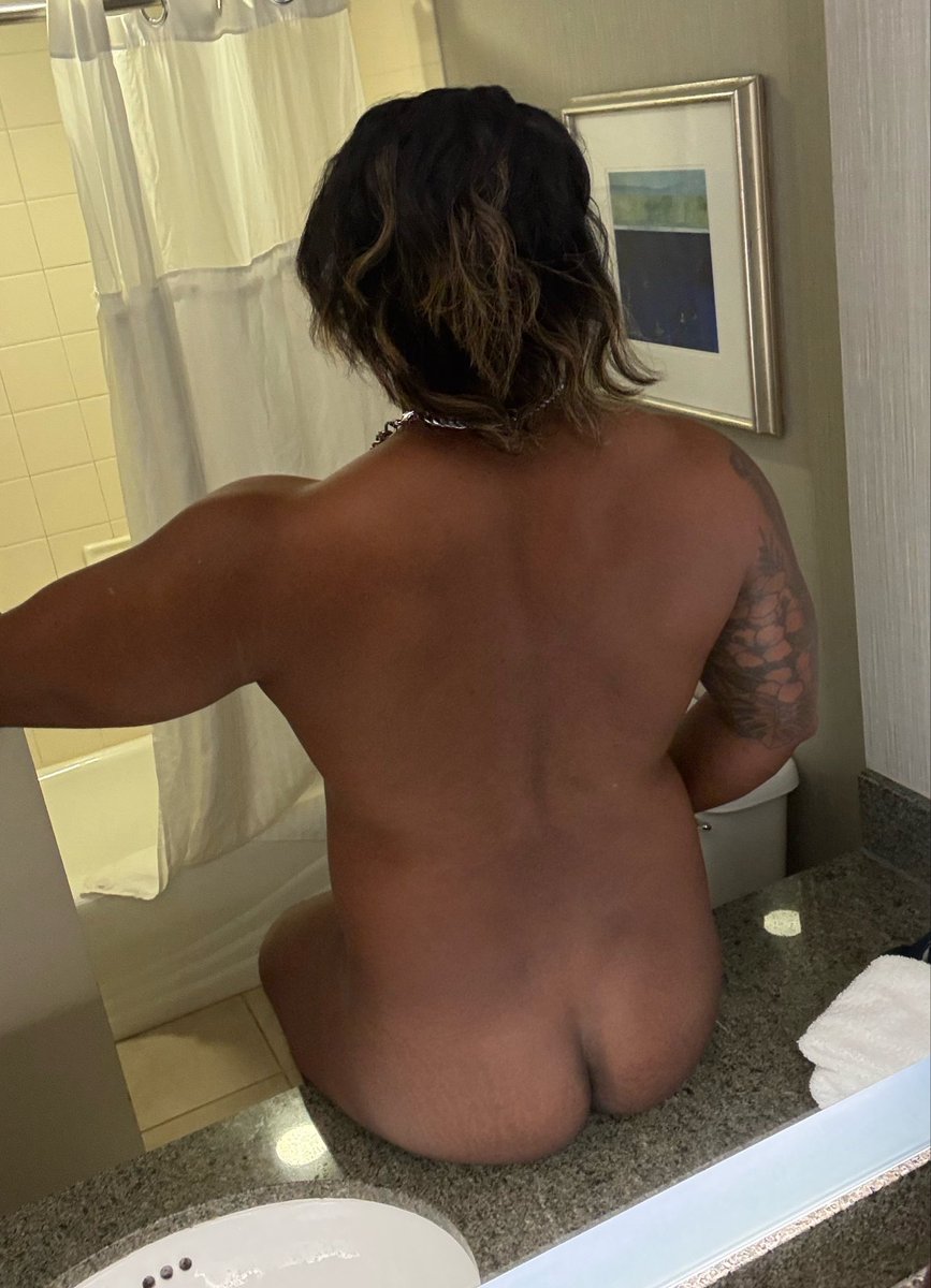 LeatherKitty_XX's tweet photo. Thirsty Thursday. #butt #thirstythursday #gay #bubblebutt https://t.co/xGyra8ZZco