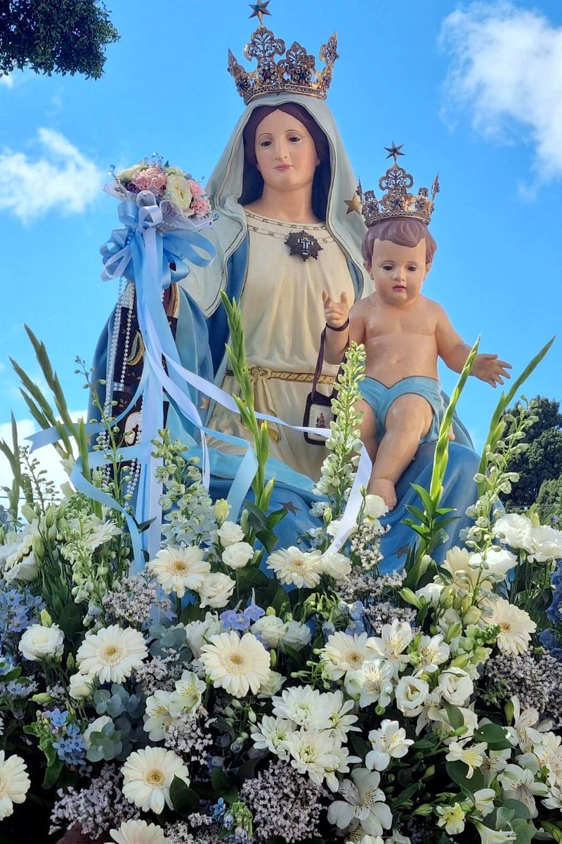 PalCatholic's tweet photo. Our Lady of Mount Carmel Parade. 

📍Haifa, Mount Carmel. https://t.co/yG7xXLwKOO