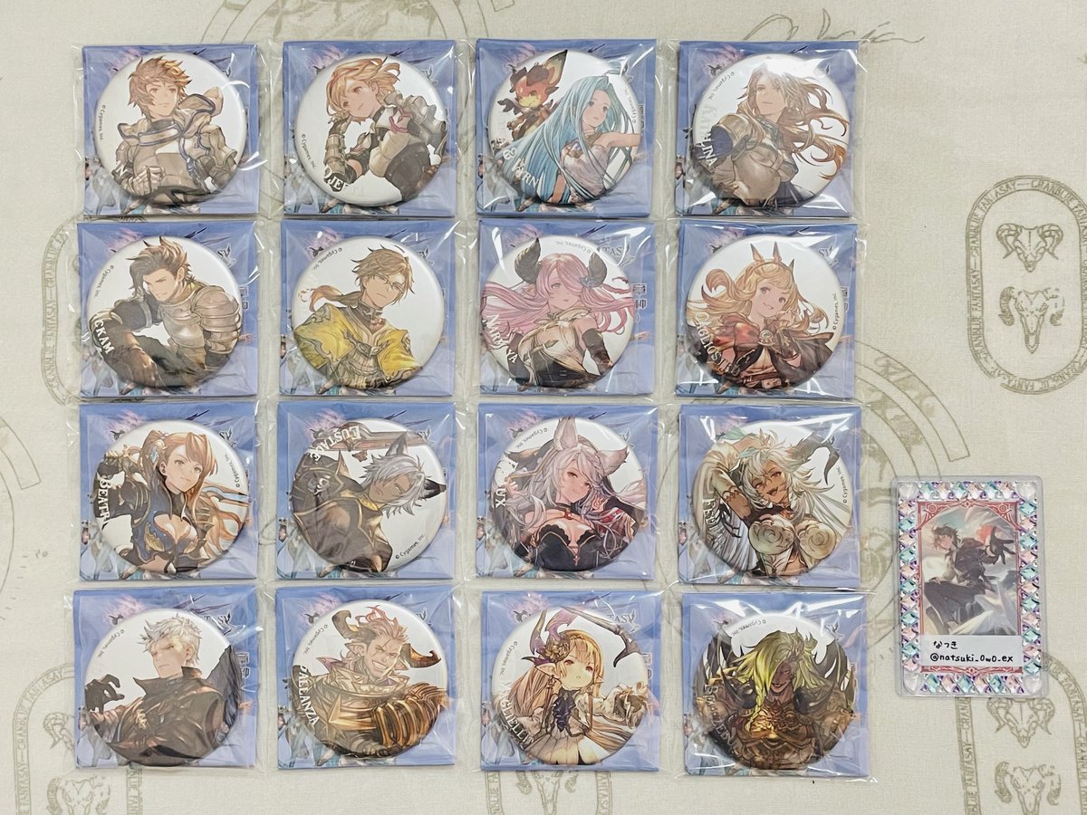 natsuki_0w0_ex's tweet photo. 【交換】グランブルーファンタジー グラブル リリンクER 中国ローカライズ版 ホログラムチケット アクリルカード 缶バッジ デフォルメアクキー 購入特典

譲▶︎画像1～5枚目

求▶︎同種サンダルフォン

手渡し、または郵送。
お気軽にお声がけください。 https://t.co/Irf0sez89L