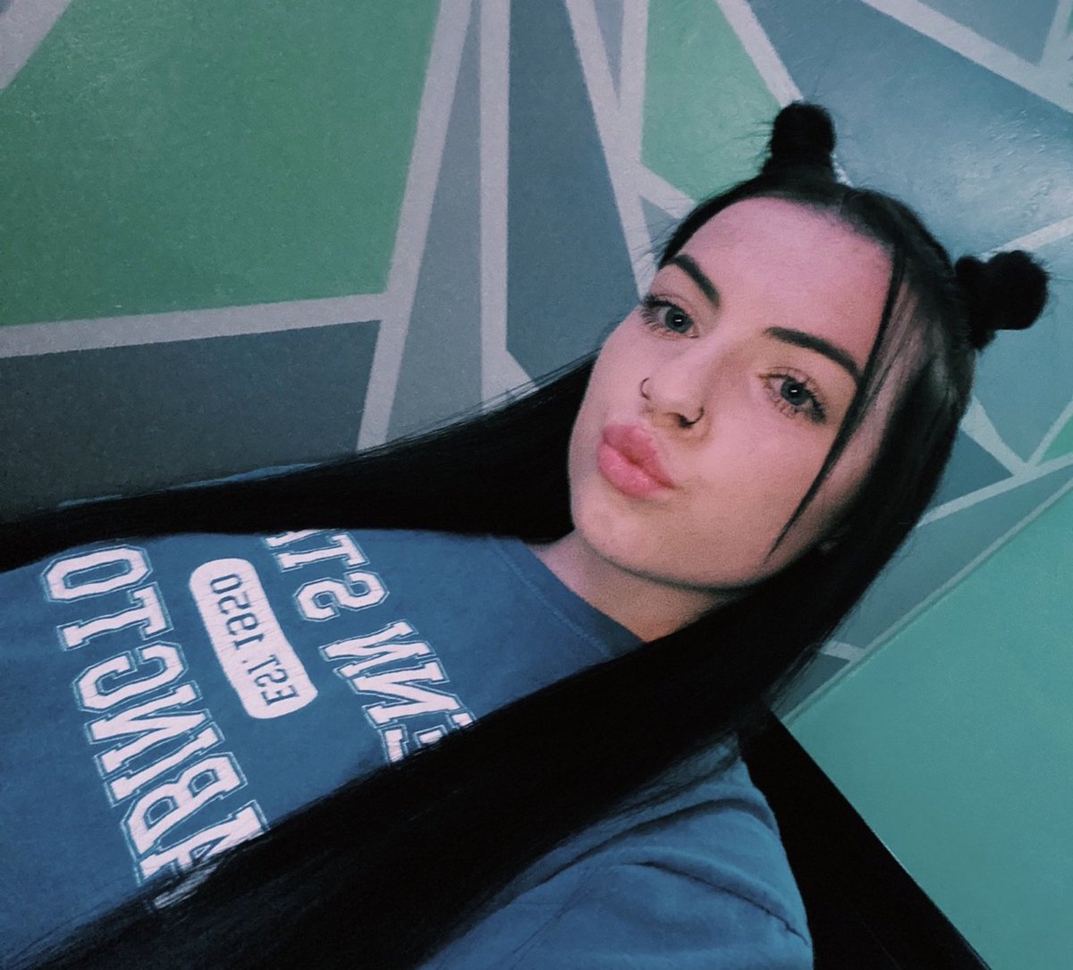 WhoDatNation91_'s tweet photo. my sister is so hot, bored at work letβs chat about her π₯΅ #bop #bops #bopsirl #boop #boops #irl #irlbop #irlbops #irlgirl #jerk #jerkirl #wank #wankchat #sister #worthless #whore #whoremember https://t.co/my3B3vMCZ7