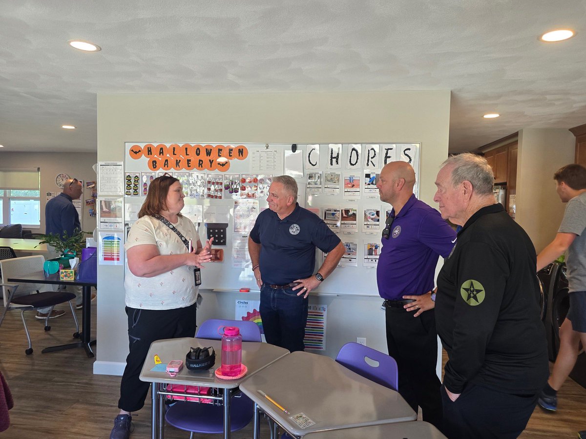 RepBost's tweet photo. I enjoyed spending some time touring Mascoutah High School’s new facilities.

From hands-on training at the new Career Center, to the school expansion and the recently finished Veterans Park sports complex, these investments are creating more opportunities for students.

Investing in the next generation is how we build a stronger future for Southern Illinois.