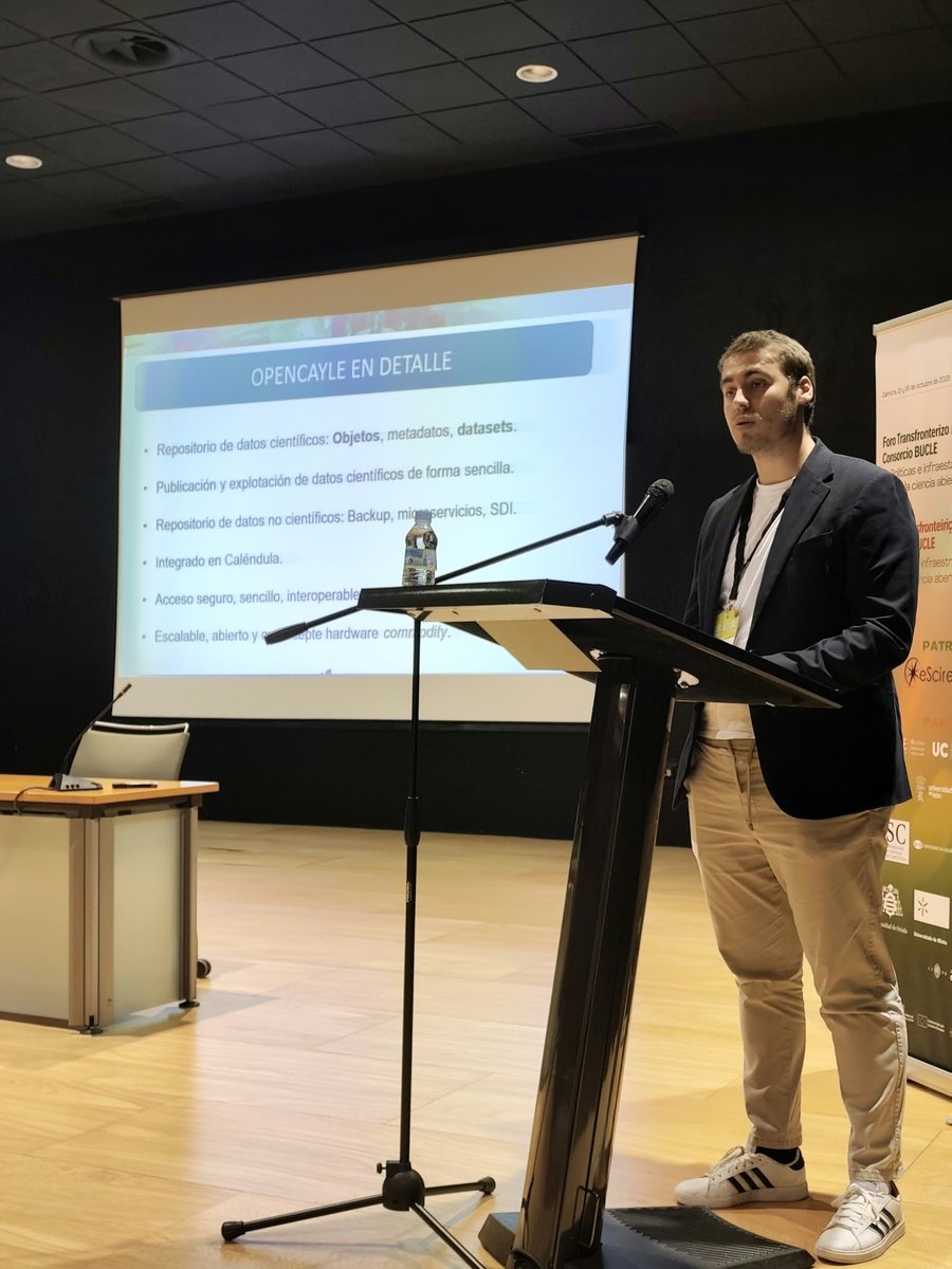 _SCAYLE's tweet photo. 🔬 #SCAYLE participa en el Foro Transfronterizo Ibérico sobre Políticas e Infraestructuras para la #CienciaAbierta, organizado por @ConsorcioBUCLE en Zamora.

💻 ¡Impulsamos la #investigación, la cooperación y el acceso abierto al conocimiento! https://t.co/nf9hrHCqhx