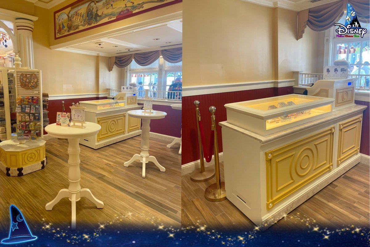 DMK_Blog's tweet photo. 🏰✨🎴 In addition to the return of the Silhouette Service, Hong Kong Disneyland Resort has today, October 15, 2026, transformed shopping space located between Centennial Hall and The Curiosity Shop from a Pixar-themed Popcorn Pop-Up Shop into a “Pin Trading Spot” and a dedicated Topps collectible card product counter.

#Disney #HongKongDisneyland #HKDisneyland #迪士尼 #DisneyParks #HKDL #香港迪士尼樂園 #ディズニー #香港ディズニーランド #ฮ่องกงดิสนีย์แลนด์ #DisneyMomentsHK #DisneyPinTrading #Topps