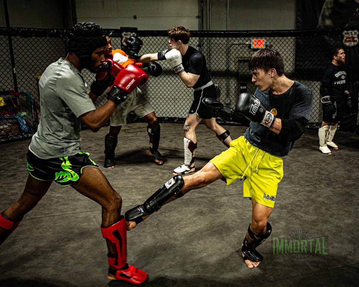 immortalohio's tweet photo. #ThrowbackThursday to the days when an octagon stood at the heart of the gym. The space has evolved, but the warrior spirit and community remain stronger than ever. Ready to start your journey? Visit https://t.co/ezPAG05UMv Lewis Center: (740) 909-3065 Gahanna: (614) 664-9553 https://t.co/9Kq0I6aGuJ