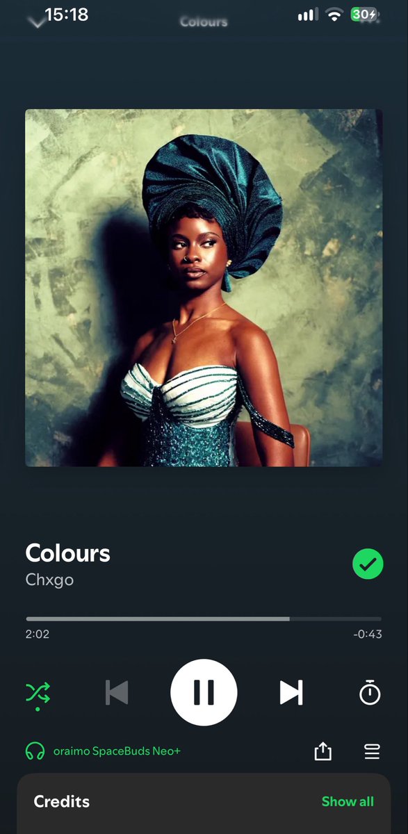 _bobo_yii_sha's tweet photo. Make I go use the line where Chxg0 said “like a picture, we go last forever” for my landlord’s daughter first 🤭. 

@Chxg0 don give me ashewo lines with this jam titled “Colours” 🔥 https://t.co/y6dDdWnCqK