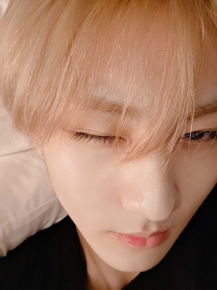jwkittie's tweet photo. jungwon wink https://t.co/873AjiQIRi