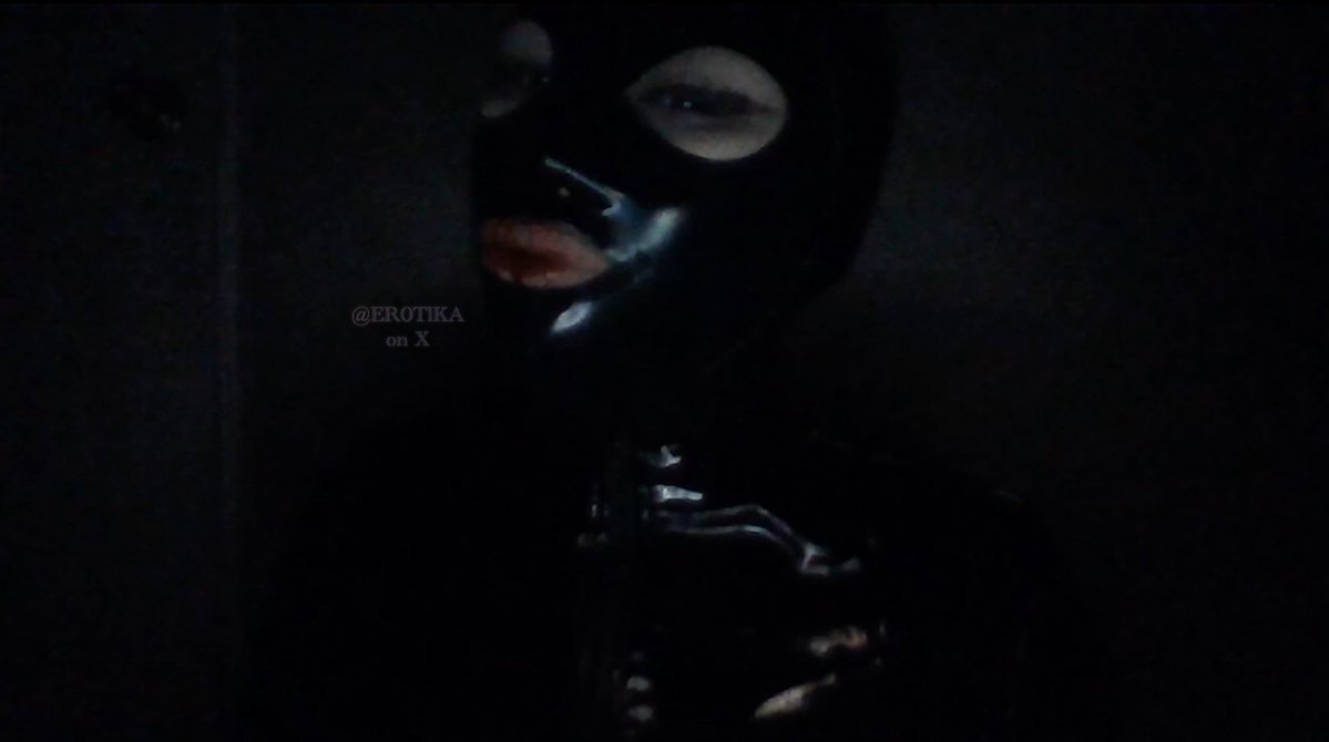 ER0TlKA's tweet photo. insatiable bloodlust 💋🩸

findom finsub paypig goth altdomme leather latex rubber pvc fetish https://t.co/MlrFYqzgTy