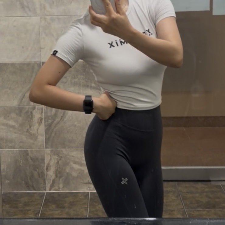 woahng1's tweet photo. 🏋🏽‍♀️ https://t.co/LkvbGDPOW0