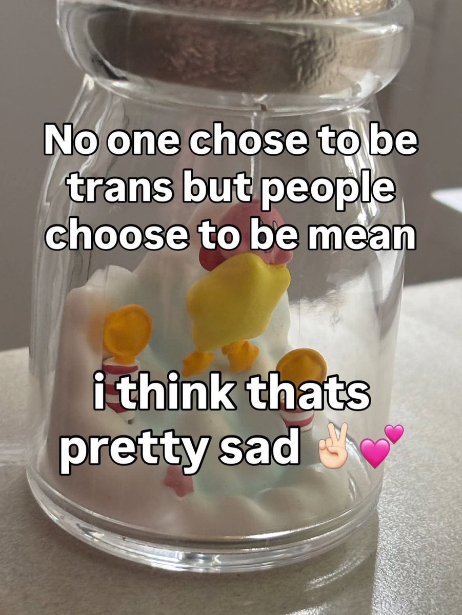 tifagirlx's tweet photo. I got misgendered in public 😭🏳️‍⚧️

how it all went down : https://t.co/fHbpM9V6F5