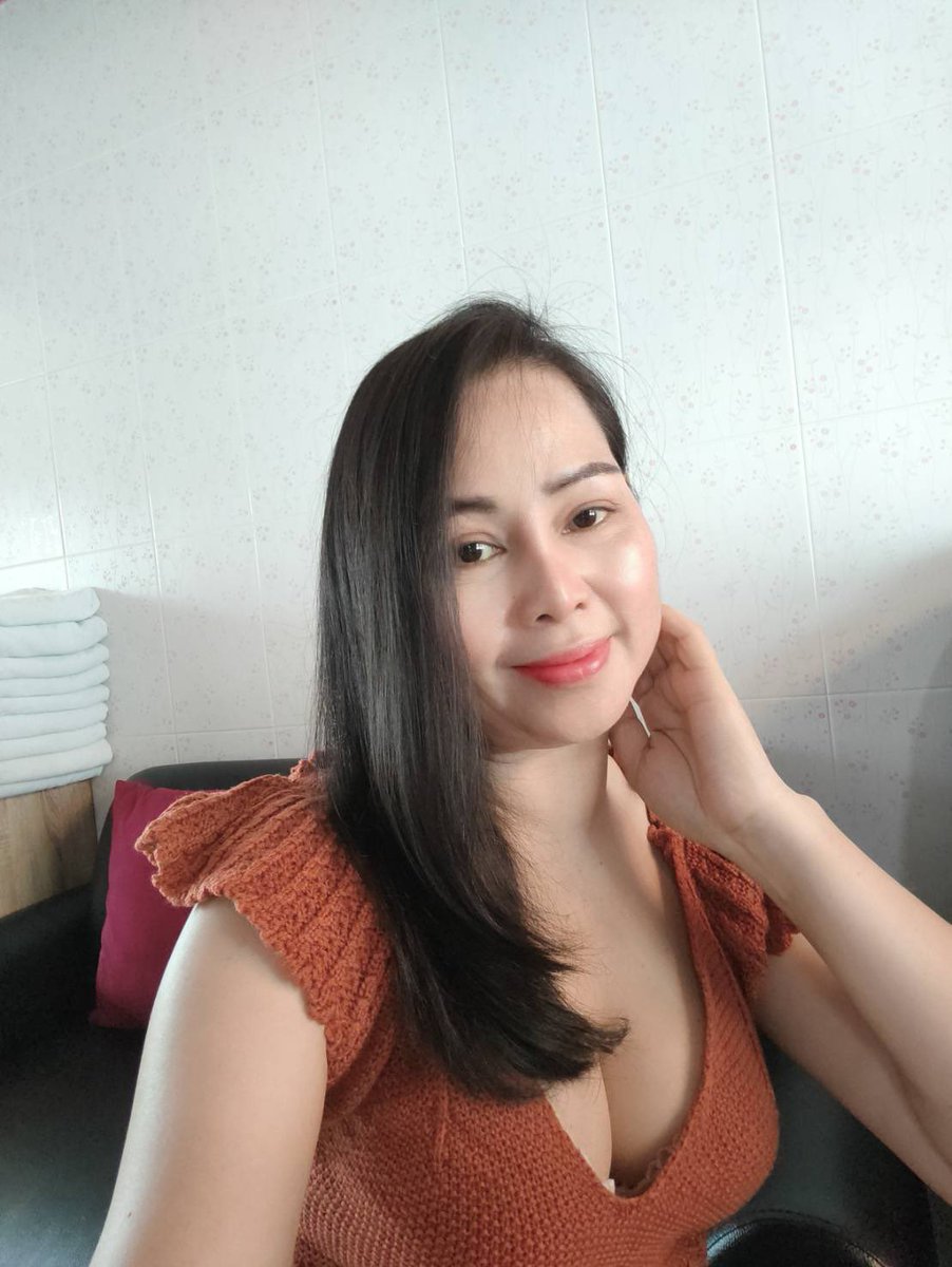 giuly_Lbl's tweet photo. ตอนนี้ว่างคะ 💢👇🏻
สาวใหญ่เน้นโตๆ พร้อมคอล วีดีโอคอล สาวอวบขี้เงี่ยนเงี่ยนหีเงี่ยนควย นมใหญ่หีใหญ่ คอลเสียว เปิดกล้อง  ยืมเมจForลั่น ซักว่าวเบ็ดหีโชว์หีโชว์นม 🍼.

🆔 baamy554

คลิปช่วยตัวเอง คลิปส่วนตัว
คลิปเย็ดมันส์ๆ #rtxxdm #สาวใหญ่
#รับเปิดกล้อง #คอลเสียว #รับคอล #เปิดกล้อง https://t.co/4iScAKhuY4