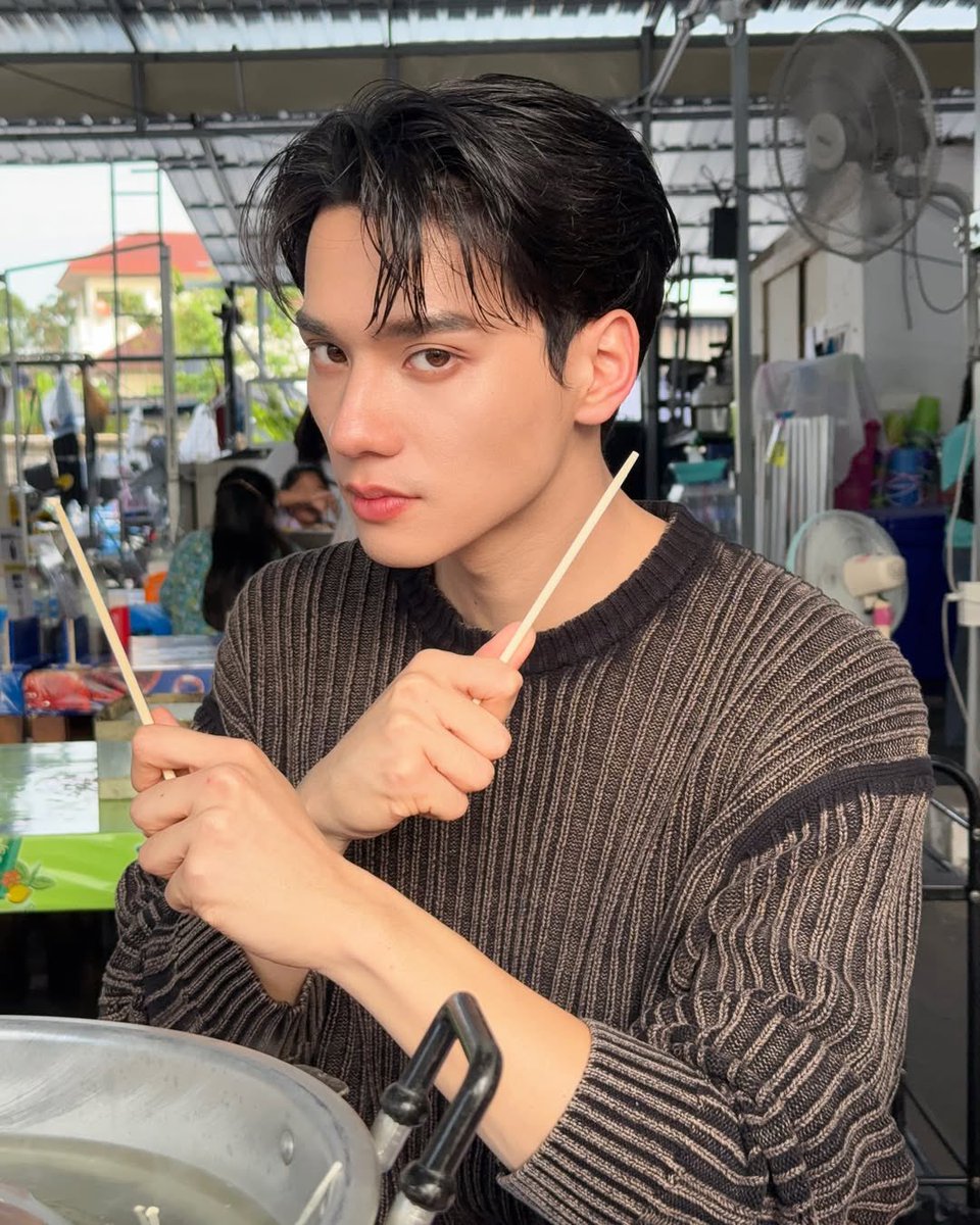 pukjin's tweet photo. เก่งหะริด                                             เจ่งหะยิด https://t.co/KYlltoS2T7