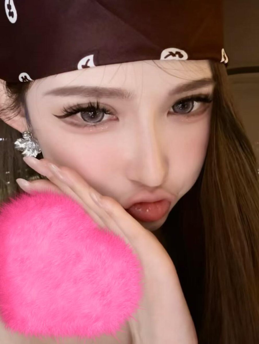 Cathy83038300's tweet photo. 🫰🏻 https://t.co/Qp9dWUwW6D