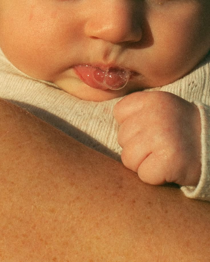 calmgloww's tweet photo. the tiniest things hold the most love. https://t.co/5kmFj8VFaw