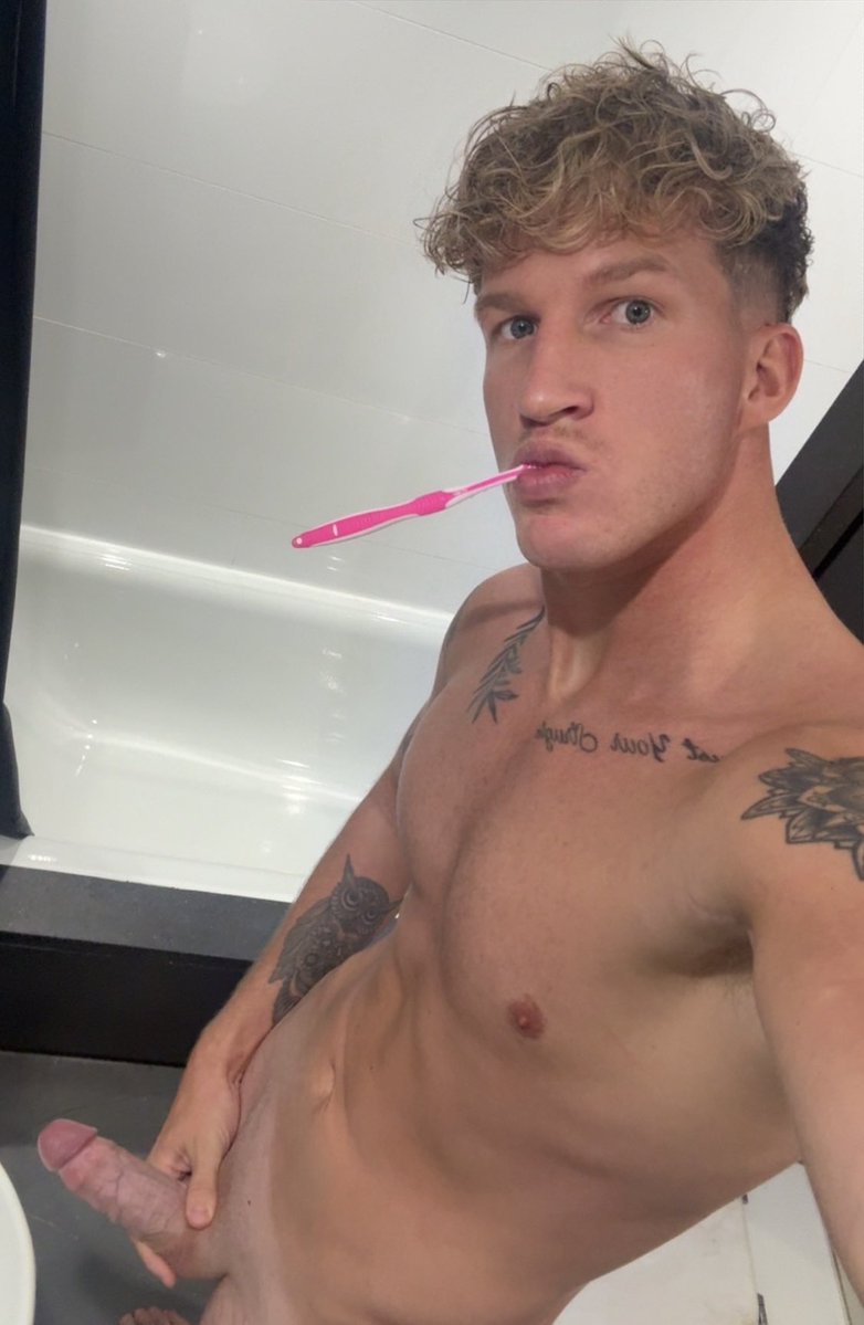 axel65xxx2's tweet photo. Getting ready for bed and I’m hard again 😋
I need you on your knees for me! 

Big sale on now https://t.co/iepCuZlr3i https://t.co/B3O5JR6ePy