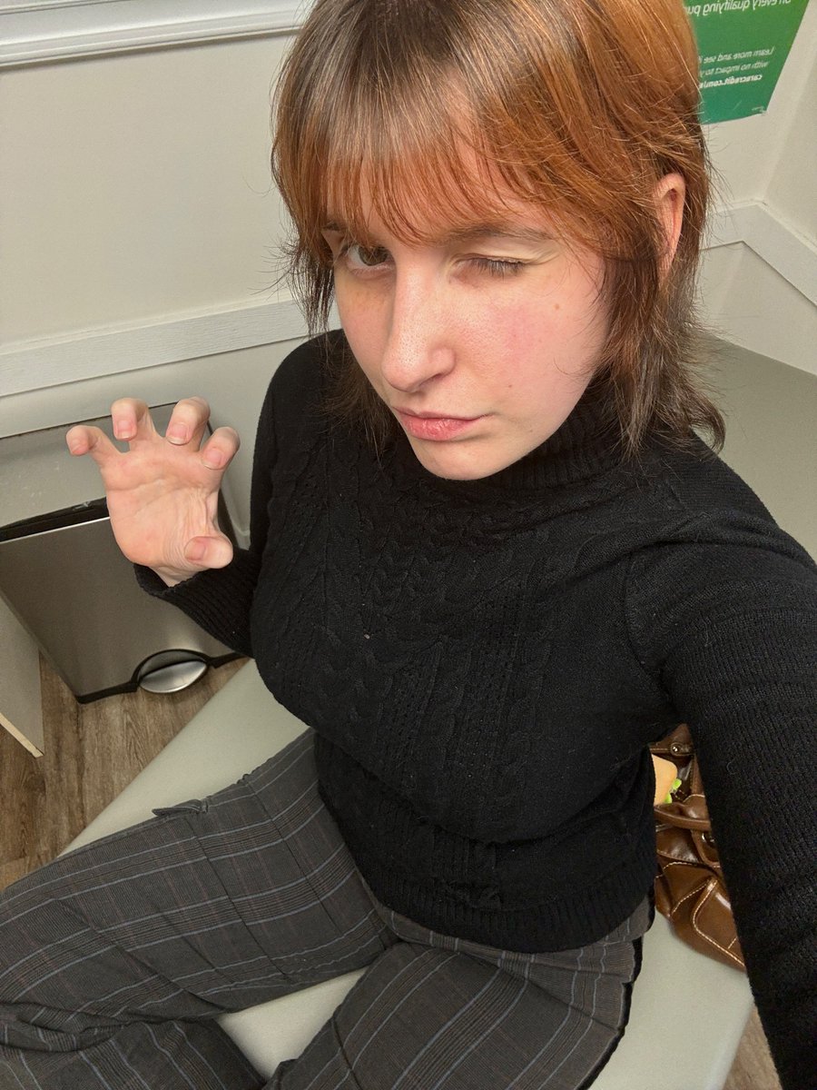 newsfromabug's tweet photo. just got diagnosed with coolest person at the doctors office disease, they said its terminal :/ https://t.co/wRSe1k3Qmr