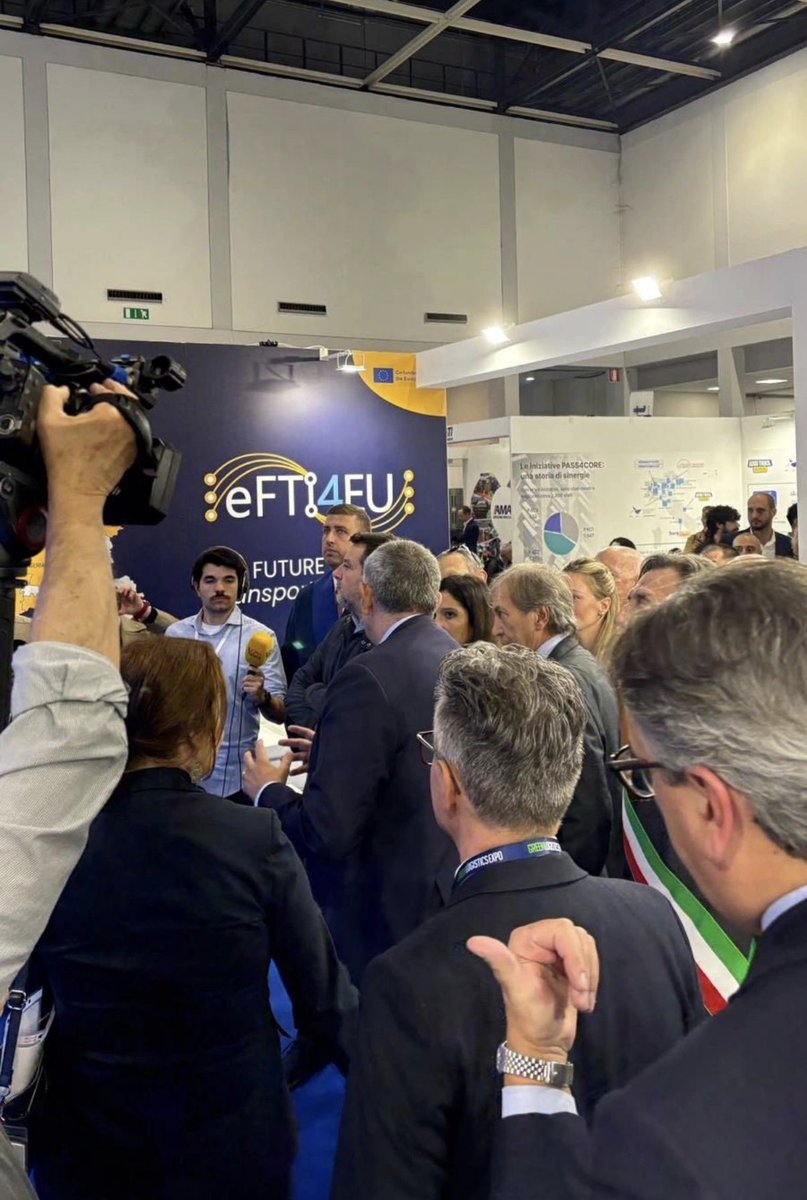 RAM_Spa's tweet photo. RAM e MIT al Green Logistics Expo: innovazione e digitalizzazione al centro della logistica https://t.co/tbBuCAsbIb vetrina i risultati del PNRR e il progetto europeo eFTI per un trasporto merci più efficiente, interoperabile e competitivo.

https://t.co/46s9DoMzXH https://t.co/ZVZqTSFpZ5