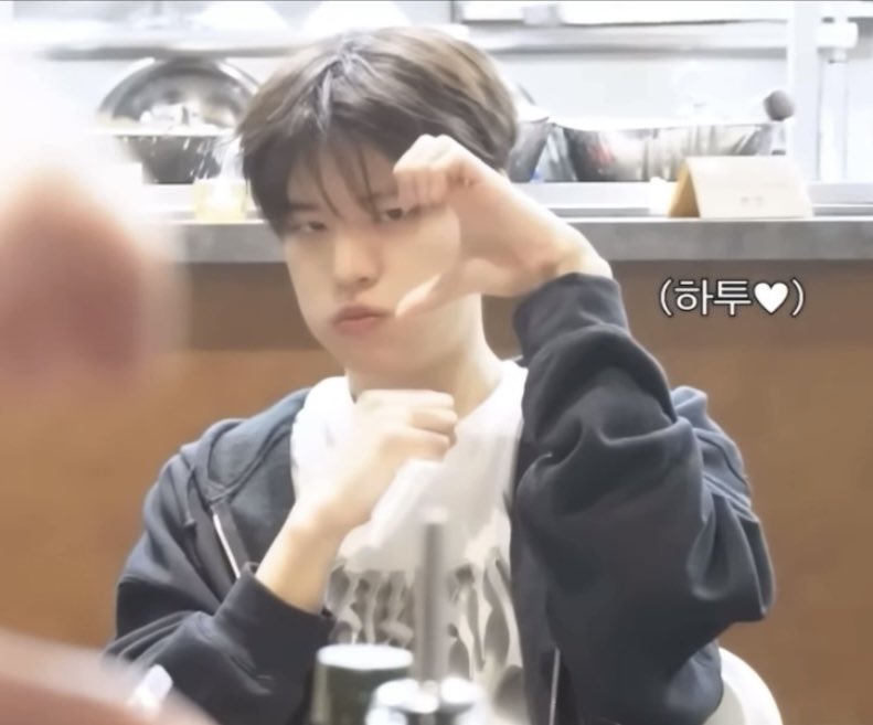 skz_la_al_holic's tweet photo. I VOTE FOR #StrayKids for #2026MAMAVOTE

どなたでもリポストくださいませ
(´・ε・)🫶(・ε・`)하투♡ https://t.co/SAaFvc1mpq