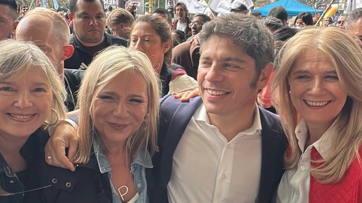 paulaeichel's tweet photo. La Universidad Pública es de todos y por eso vamos a seguir defendiéndola. Hoy estamos nuevamente en la calle participando de la 5° Marcha Federal Universitaria reclamándole al Gobierno Nacional que cumpla la ley y garantice el financiamiento educativo.

#MarchaUniversitaria https://t.co/5XdnBfoEB5