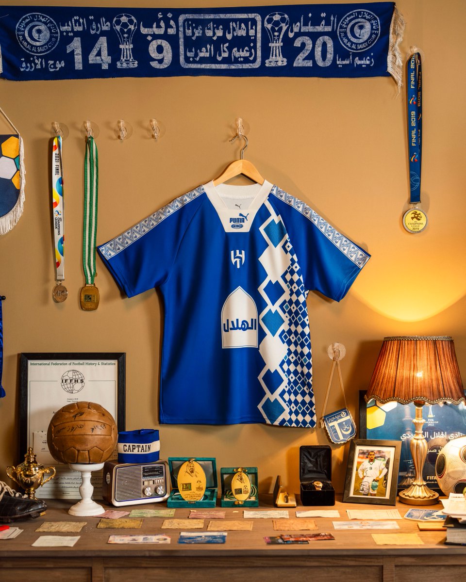Alhilal_FC's tweet photo. إرثنا المجد، وله نمضي 💙

🔹 اكتشف الإصدار المحدود واطلبه الآن 

#زعامة_تجري_في_عروقنا