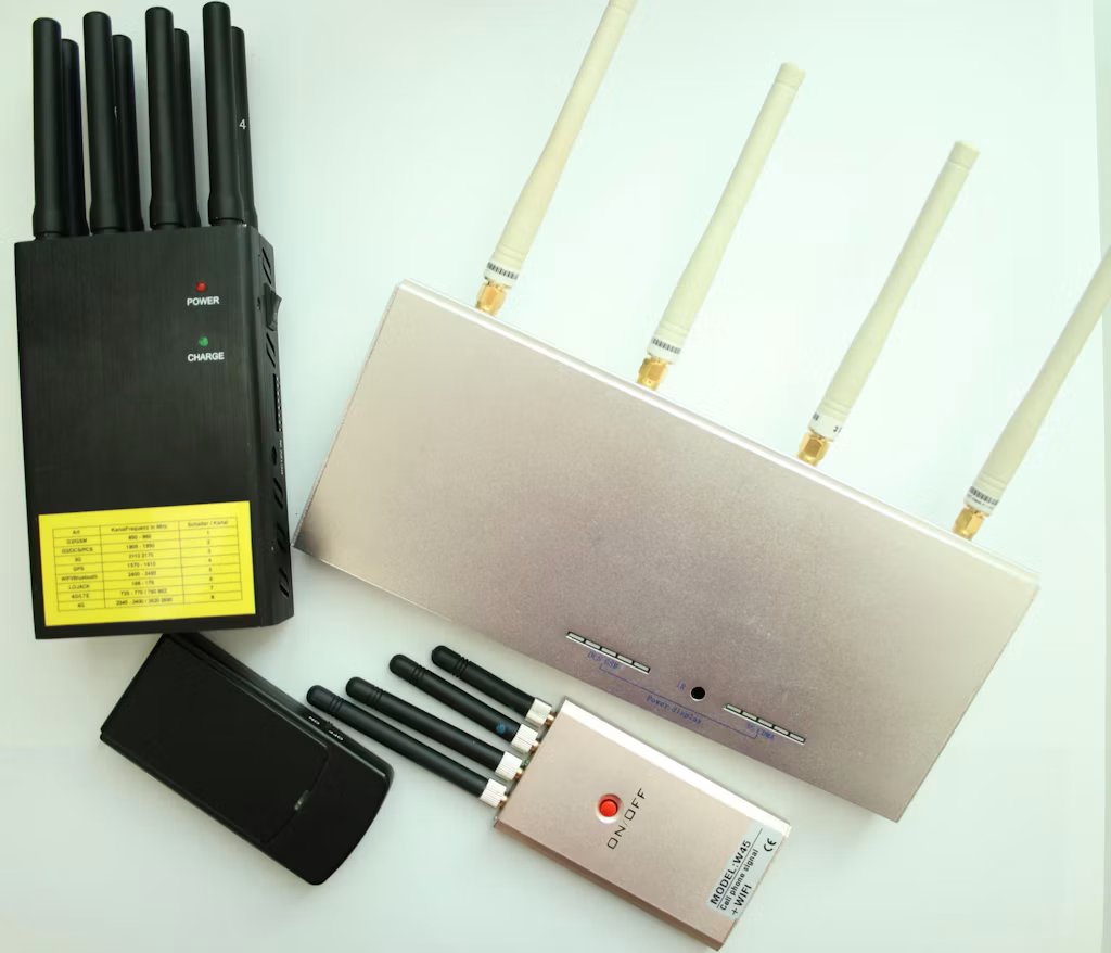 zlobnignome's tweet photo. @LUCEC_LDR @ArthurMacwaters Most of these functions work wirelessly over network. You can't rely on wireless transfer on the battlefield, because you know this stuff exist and cost cheap. https://t.co/TlUYbIRsPV