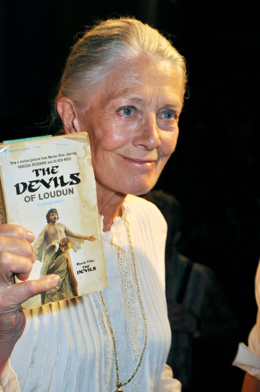 FHoudaer's tweet photo. Vanessa Redgrave (il y a deux jours)

#vanessaredgrave 
#thedevils
#kenrussell https://t.co/kLvT4VHns2
