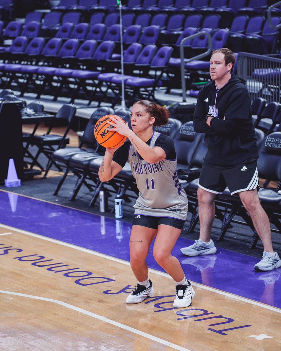 HPUWBB's tweet photo. Rep by rep 🔁

#GoHPU x #FamilyFunWin https://t.co/LsATFmnGIQ