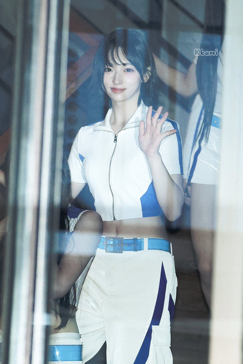 luvora3's tweet photo. 아 이 이쁘니 뭐야ㅠㅜㅠ https://t.co/jLkLbxaPy4