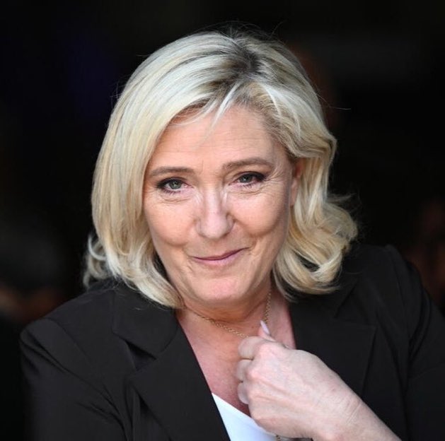 AlertaNews24's tweet photo. 🇫🇷 | Casi la mitad de los judíos y musulmanes que viven en Francia considerarían abandonar el país si Marine Le Pen gana las elecciones presidenciales de 2027, según una encuesta de Ifop. https://t.co/oAhF4q0Zaj