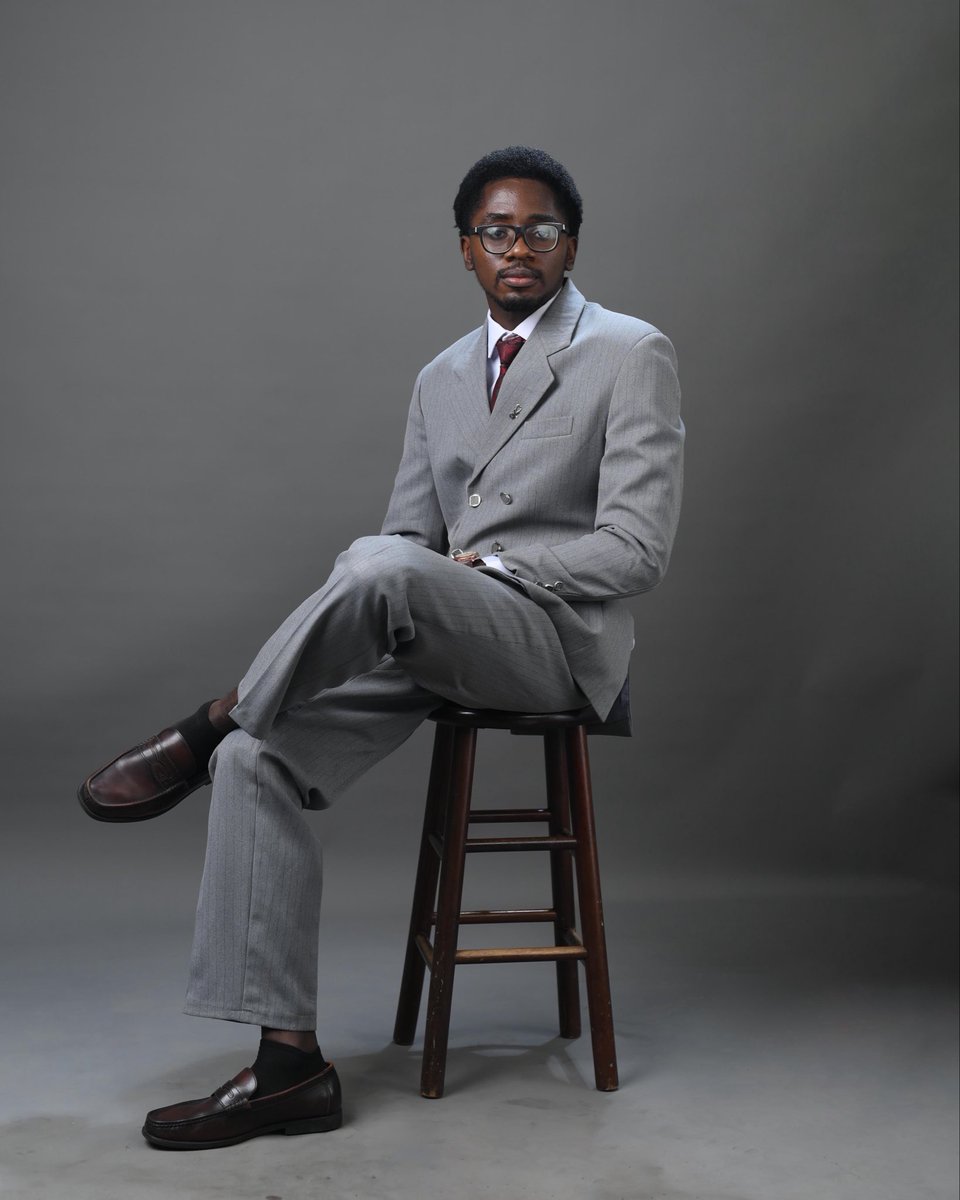 Nnamdii_e's tweet photo. Re-introducing: Dr. Eweputanna N.C

Overall Best Graduating Medical Student, UNN
Best Graduating Male Student
Best in Hematology
Best in Pathology
Best in Morbid Anatomy
Best in Pediatrics https://t.co/pVMFkBV29G
