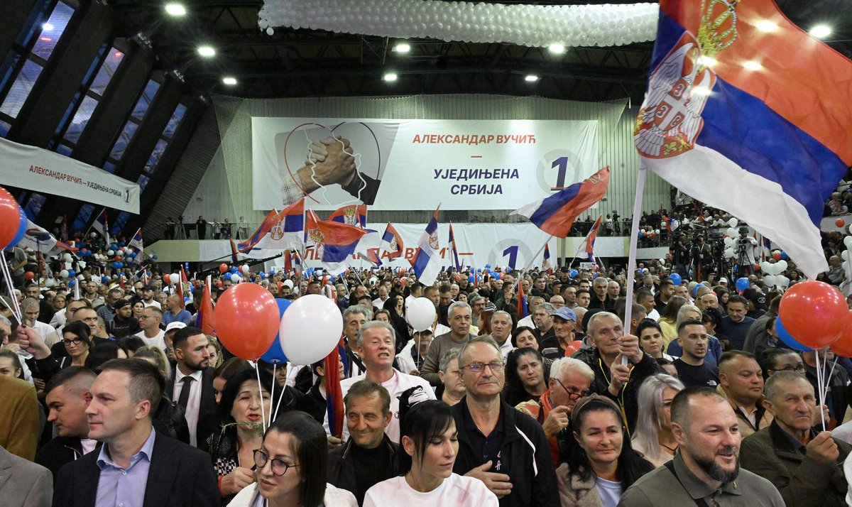 sns_srbija's tweet photo. Носилац листе "Александар Вучић - Уједињена Србија" Александар Вучић поручио је, у Лазаревцу, да је много тога урађено за ту општину, истакао да постоји и много ствари које нису добро урађене и нагласио да ће Рударски басен "Колубара" наставити да ради.
https://t.co/jlPytMSMOa https://t.co/I1QHxHFi2R