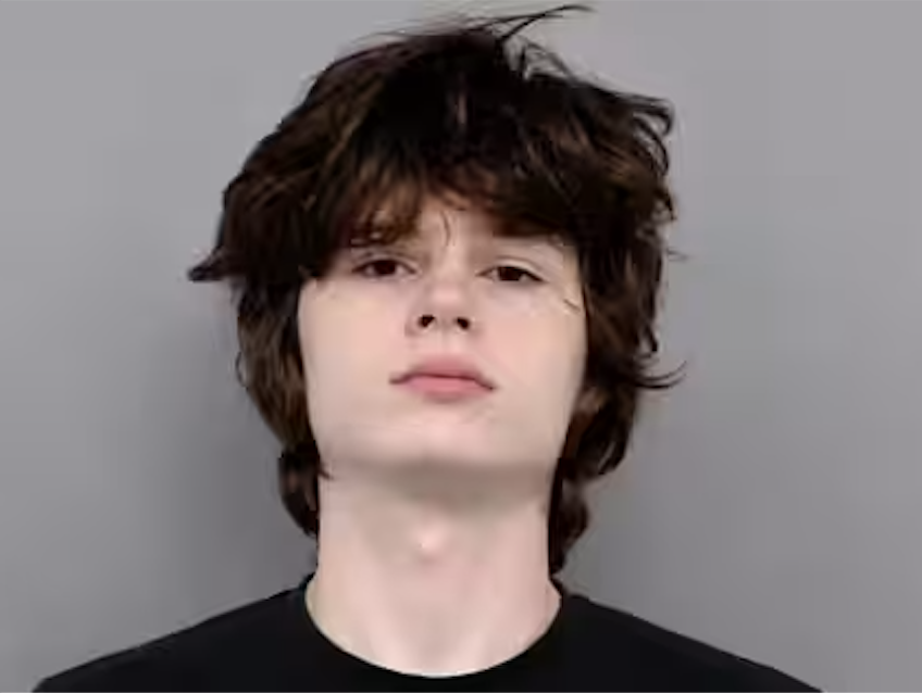 StopAntisemites's tweet photo. Breaking - Authorities disrupt a potential mass-casualty attack in Aurora, Illinois.

Alexandros Paporakis, 19, was arrested allegedly planning an attack on an Indian Hindu Temple and threatening to take every Jew and Black minority person with him. 

He is described as a self-identified white supremacist and Nazi.

Investigators say they recovered a rifle, loaded magazines, hundreds of rounds, tactical gear, body armor and a patch linked to white supremacist extremism. Paporakis also allegedly tried to shoot a man, but his rifle jammed.

A chilling reminder: threats can turn deadly fast.
See something? 
SAY SOMETHING.