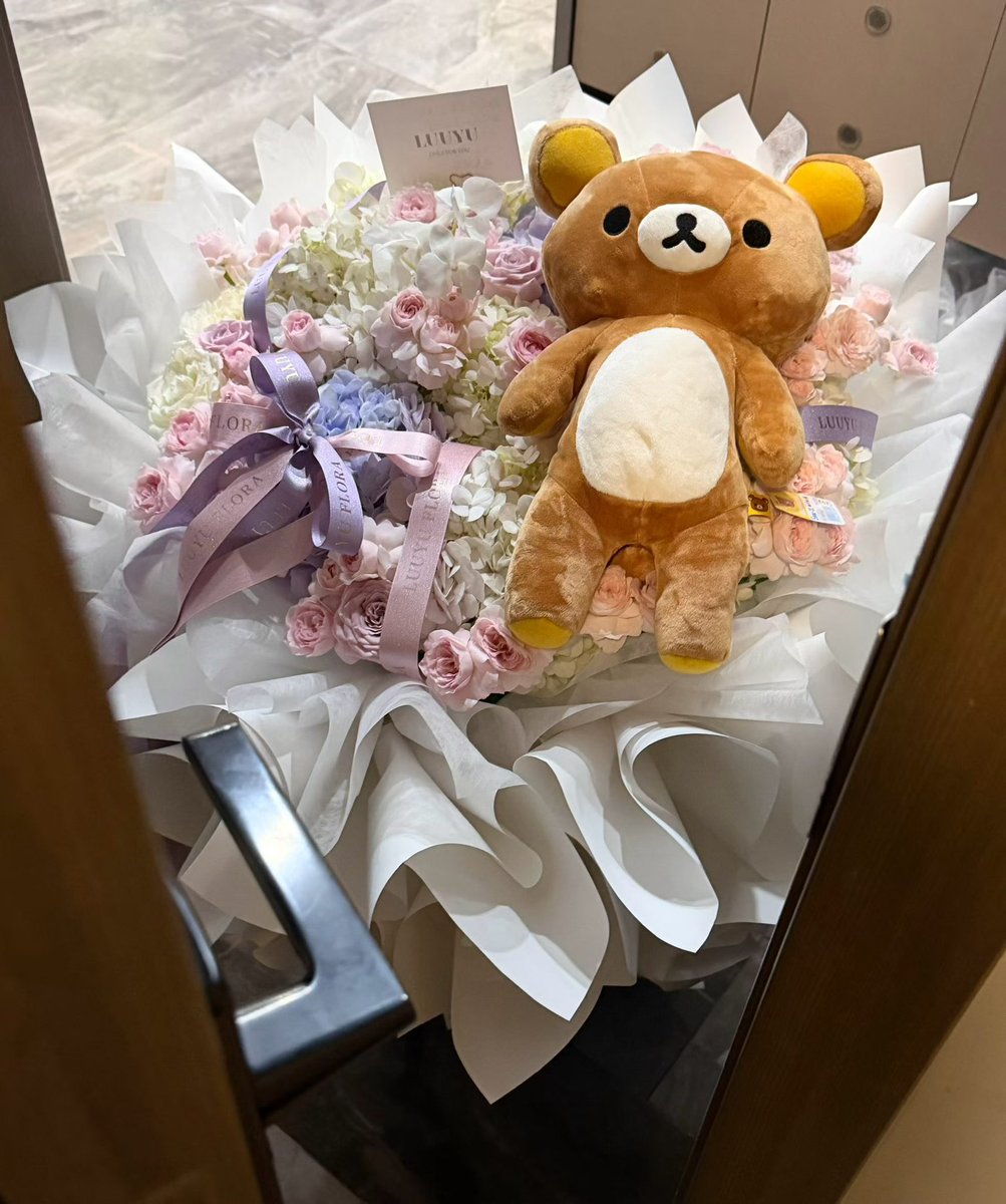 Qysuny's tweet photo. 好喜欢💕～ https://t.co/VqKBoZLCE2