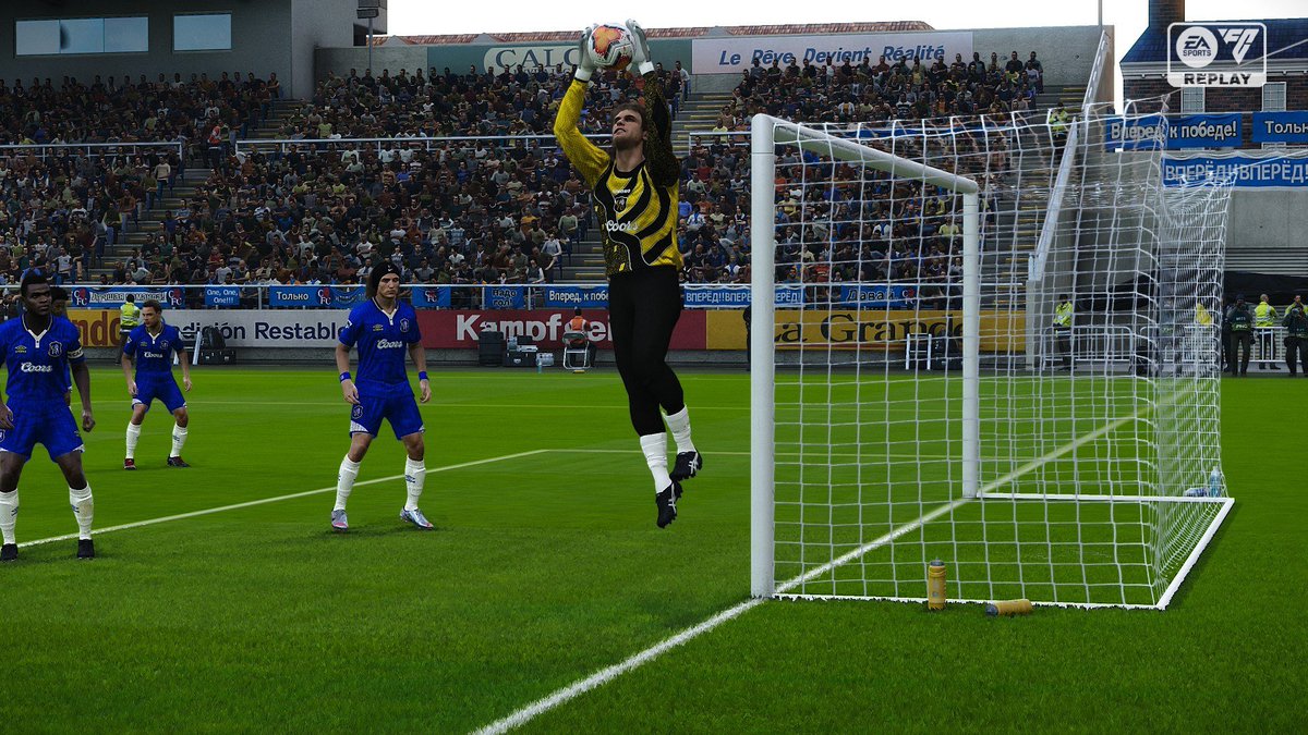 BlackCore92's tweet photo. Dmitri Kharin in game
#Chelsea #classic #PES2021 #Efootball https://t.co/eN23vx6gc9