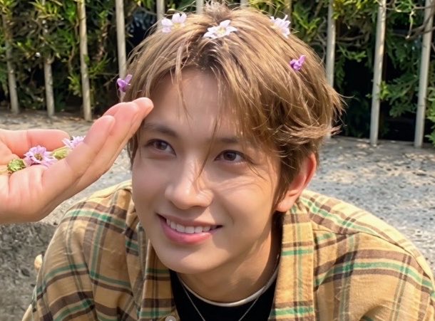 evxnsflow's tweet photo. this is literally heeseung https://t.co/ep8pr6JEEv