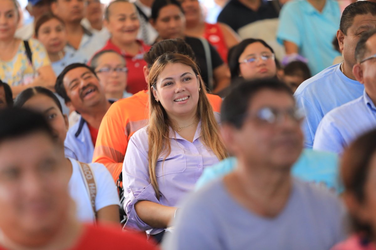 juntosxtab's tweet photo. Mi bueno gobernador @TabascoJavier dándolo todo desde la perla de la chontalpa, Comalcalco. https://t.co/coZyUU9wmo