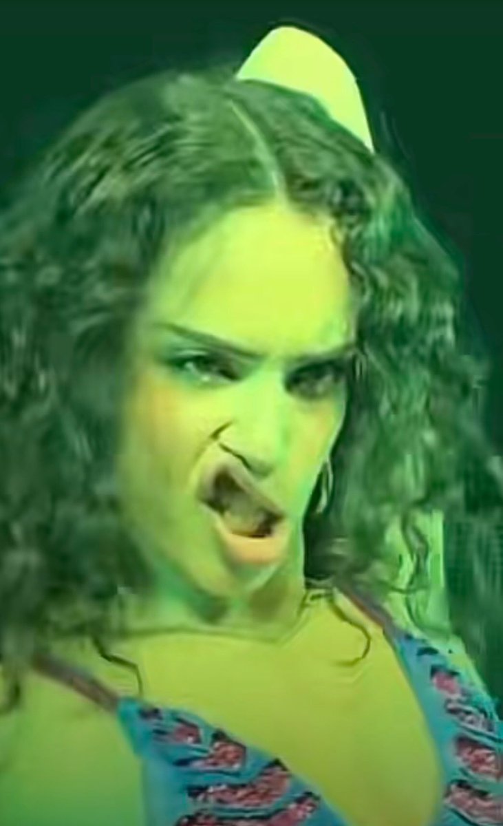 NavyBarBey's tweet photo. @MeganElizajxze @belairraj @Sophikatseycq If you want more videos of Dudiela singing horribly you can find them on YouTube. I’m not downloading them all myself💀 one gets the point across enough. Preserving my ears https://t.co/WeZIJDYYLI