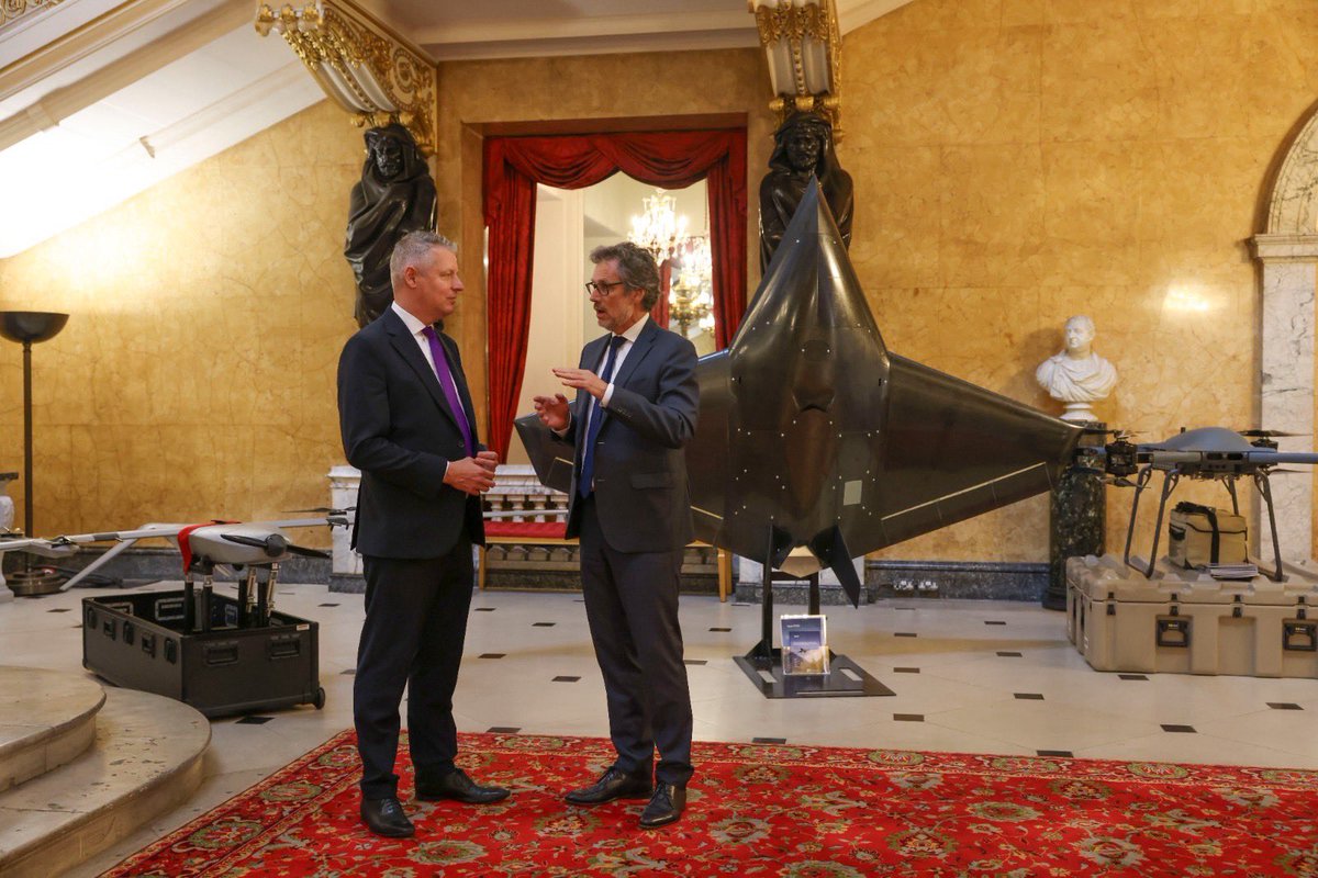 LukePollard's tweet photo. It was great to meet with my German counterpart Jens Plötner in London today.
 
Germany is one of our closest and most valued defence partners, and today’s talks demonstrate our determination to turn that industrial ambition into real capability for both our nations. 
🇬🇧🇩🇪 https://t.co/OXAJYmMRhT