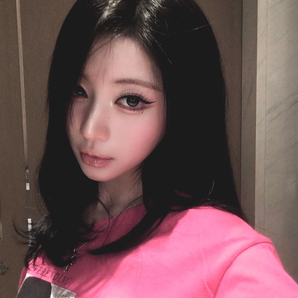 _enamiasa's tweet photo. Nite everyone .. https://t.co/NXmlBbWtsi