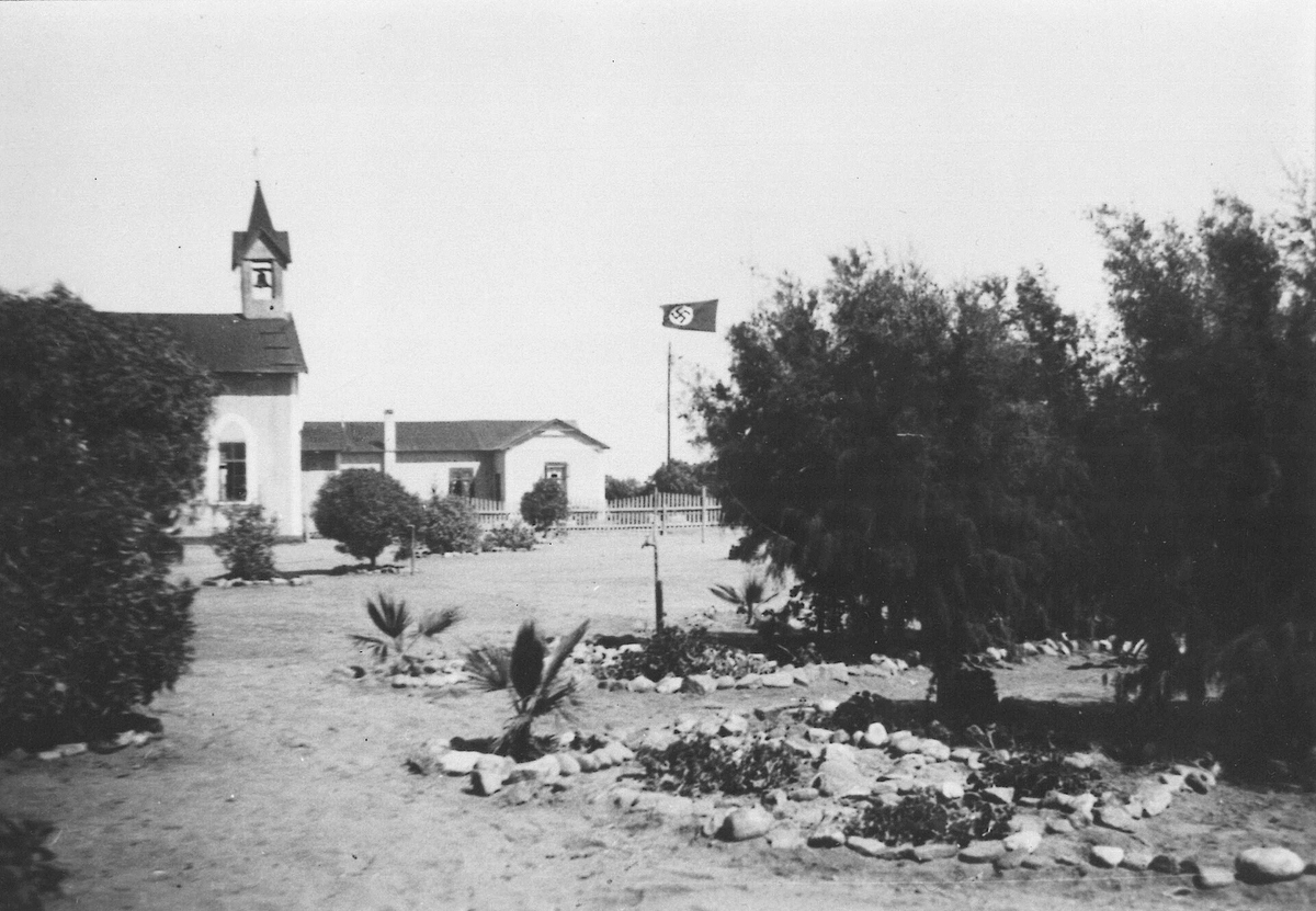 basrekichka's tweet photo. Peter Thiel grew up in South West Africa during apartheid, he lived in Swakopmund, a SWA German town on the coast. The town famously honours all German Reichs, still does to this day. https://t.co/pJuXyXyMWa