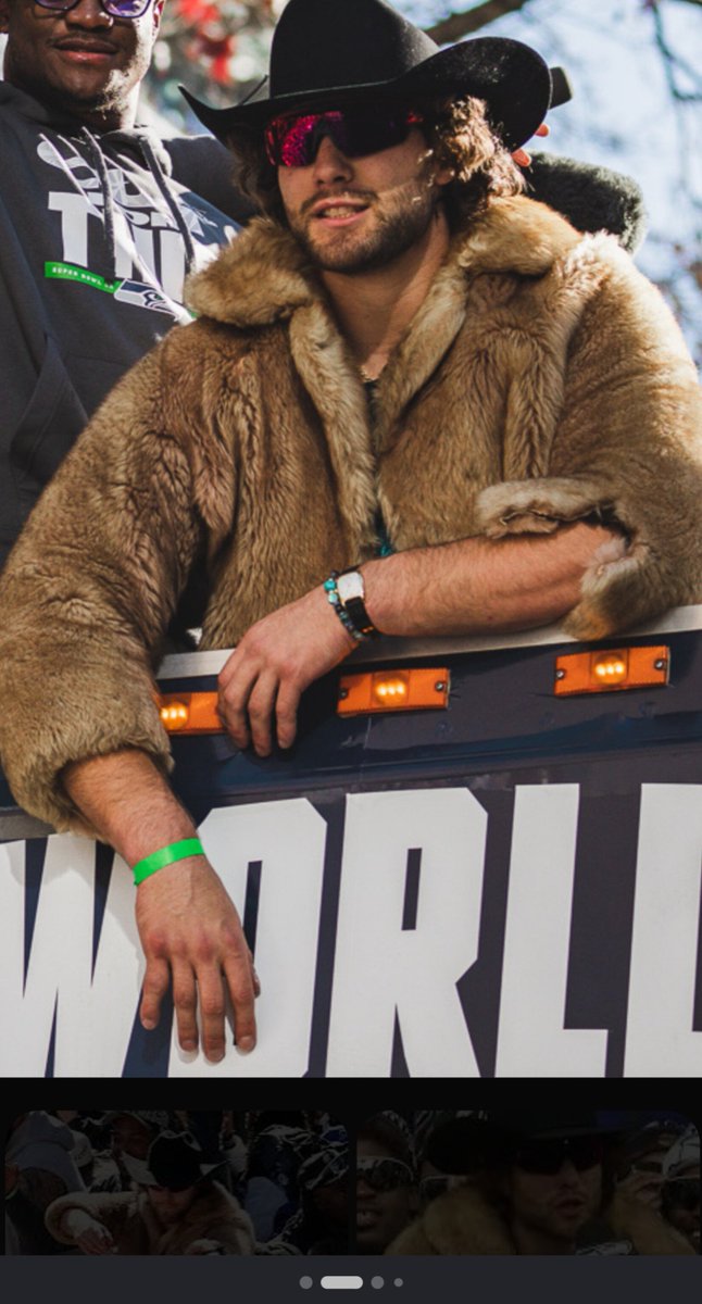 EV__Timothy's tweet photo. TNF Seahawks vs Broncos isn't set up for an offensive explosion but there's a couple interesting spots, 

We all know JSN is the clear 1st look in this offense but in the 3 full games Darnold has played Barner has been number 2 

Per @FantasyPtsData Weeks 3,4,5 AJ Barner 

73.1% RTE 17.5% TGT, both 2nd on the team, 

And Barner actually has JSN beat in a couple spots since Darnold came  back  

TGT%  vs the blitz since week 3 
Barner 25% TGT% JSN 22% 

Redzone targets since week 3
Barner 5 JSN 4

Broncos blitz at the 7th highest rate so far this season and are bottom 10 in Redzone TD% allowed