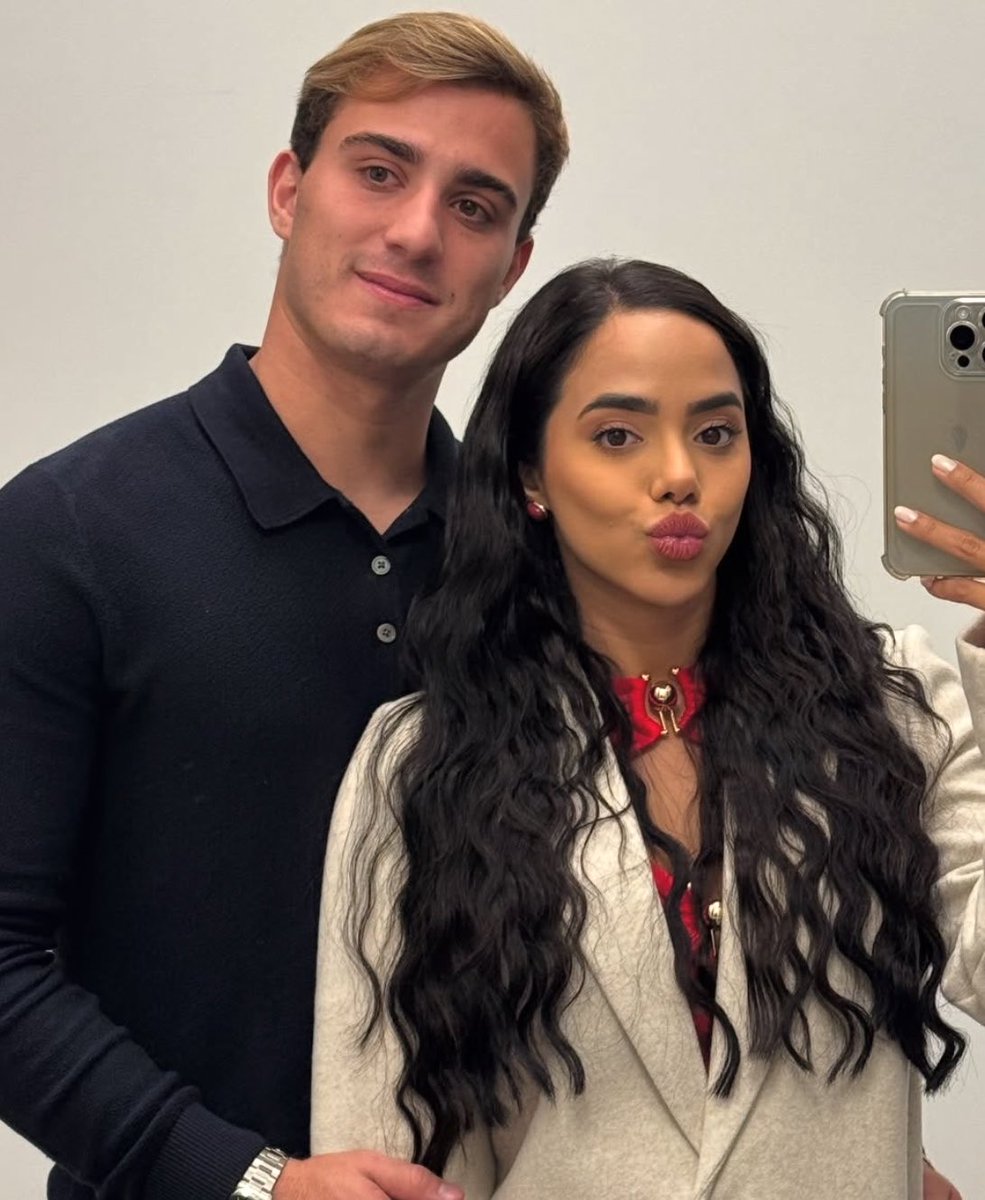 PortalBabados's tweet photo. 🚨Mariely Santos: "Aqui em casa já adotamos a escala 5x2, porque acredito que todo trabalhador merece ter tempo para descansar, viver e aproveitar a família. Trabalho é importante, mas qualidade de vida também é". 👏🏽❤️ https://t.co/gjcE4piSqt