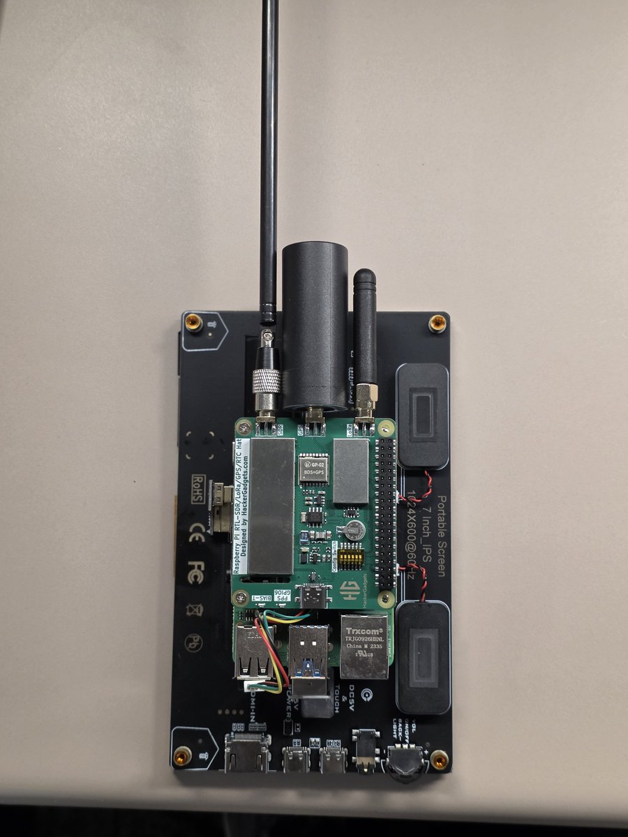 K4KHOMetroATL's tweet photo. 1st attempts at making my own #hamradio #cyberdeck to go with my #digital modes!! #Day1 https://t.co/MybeJ8AQBj